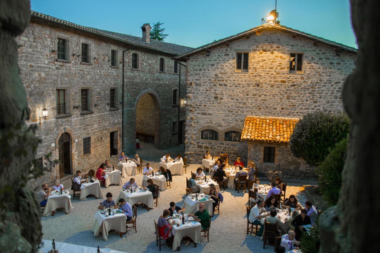 Hotel Castello Di Petroia Dimora D'Epoca Gubbio Exterior foto