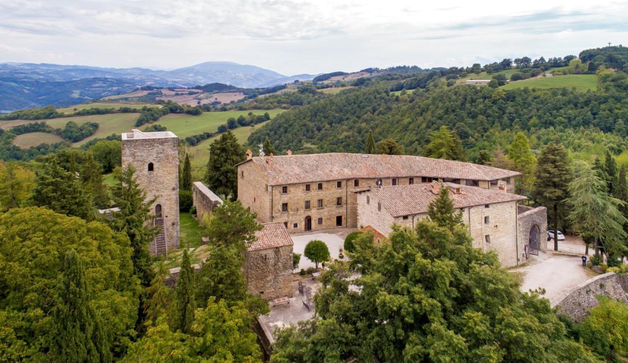 Hotel Castello Di Petroia Dimora D'Epoca Gubbio Exterior foto